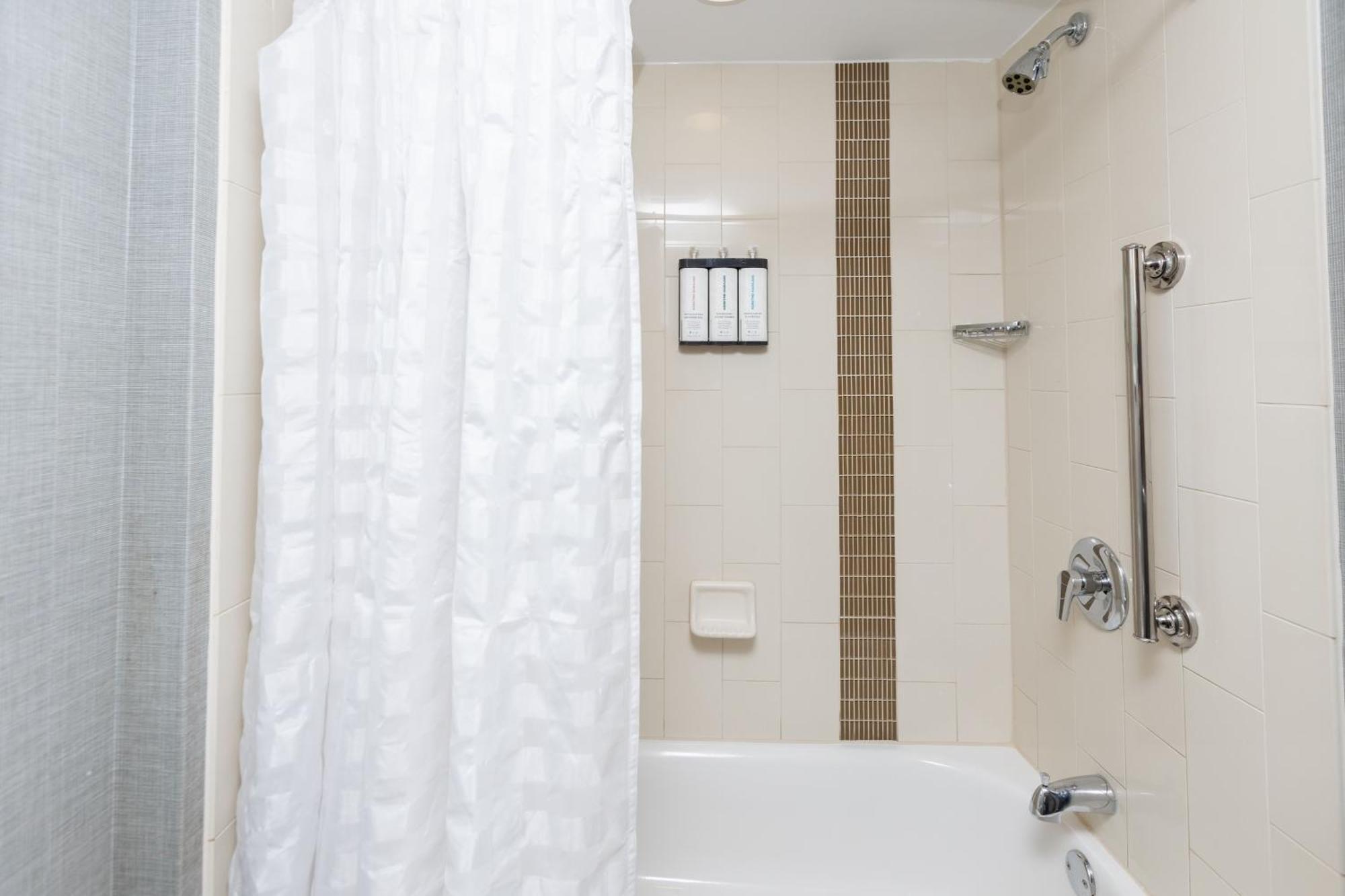 Hyatt Place Atlanta Alpharetta North Point Mall Esterno foto