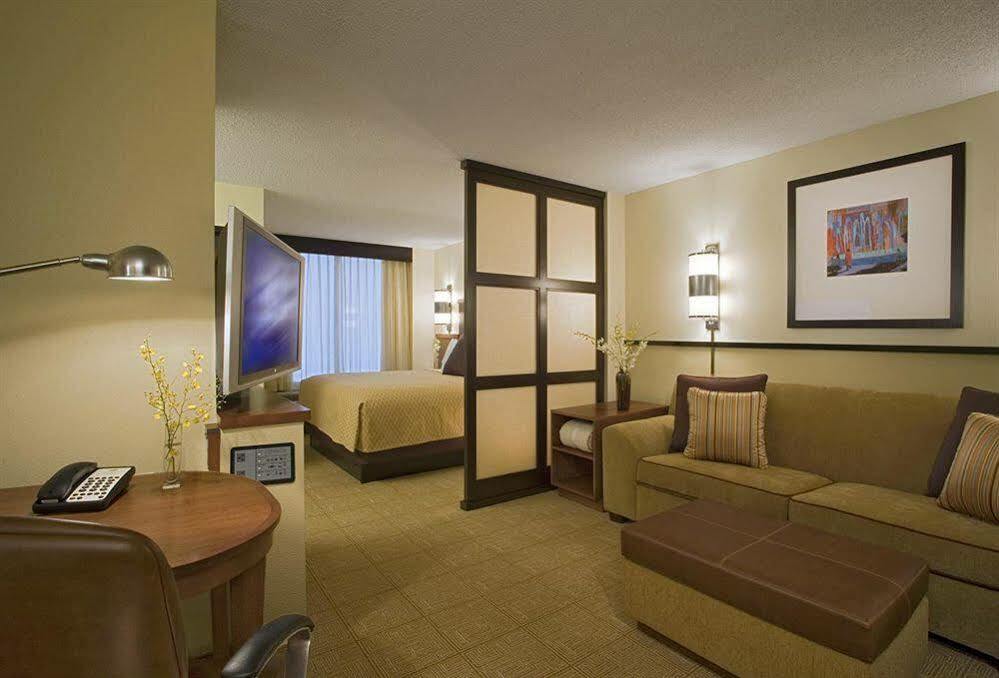 Hyatt Place Atlanta Alpharetta North Point Mall Esterno foto